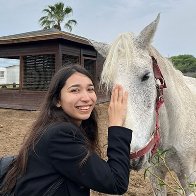 Veteriner hekim Büşra Teke